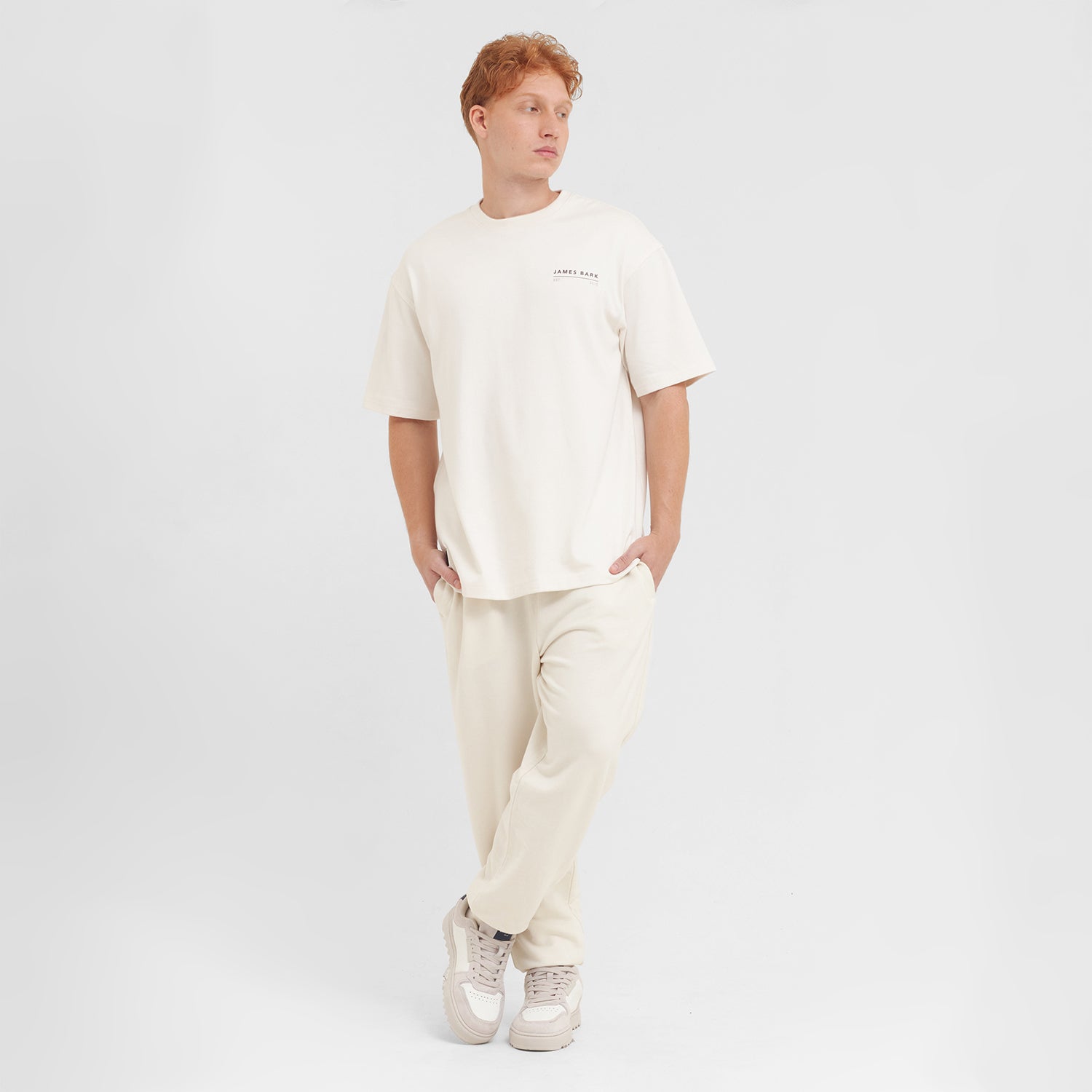 Men's Graphic Relaxed Tee - JAMES BARK