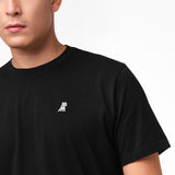 Close-up of a Men's Crew Neck Jersey T-Shirt in color Black Beauty